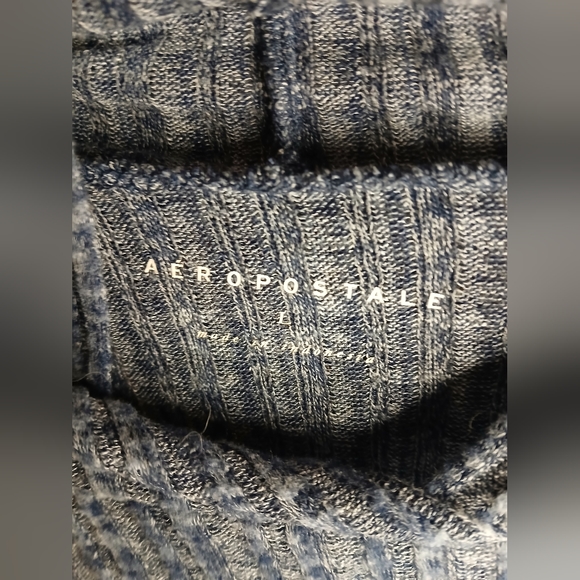 AEROPOSTALE WOMEN'S LARGE LONG SLEEVE BLUE TOP - Picture 2 of 4